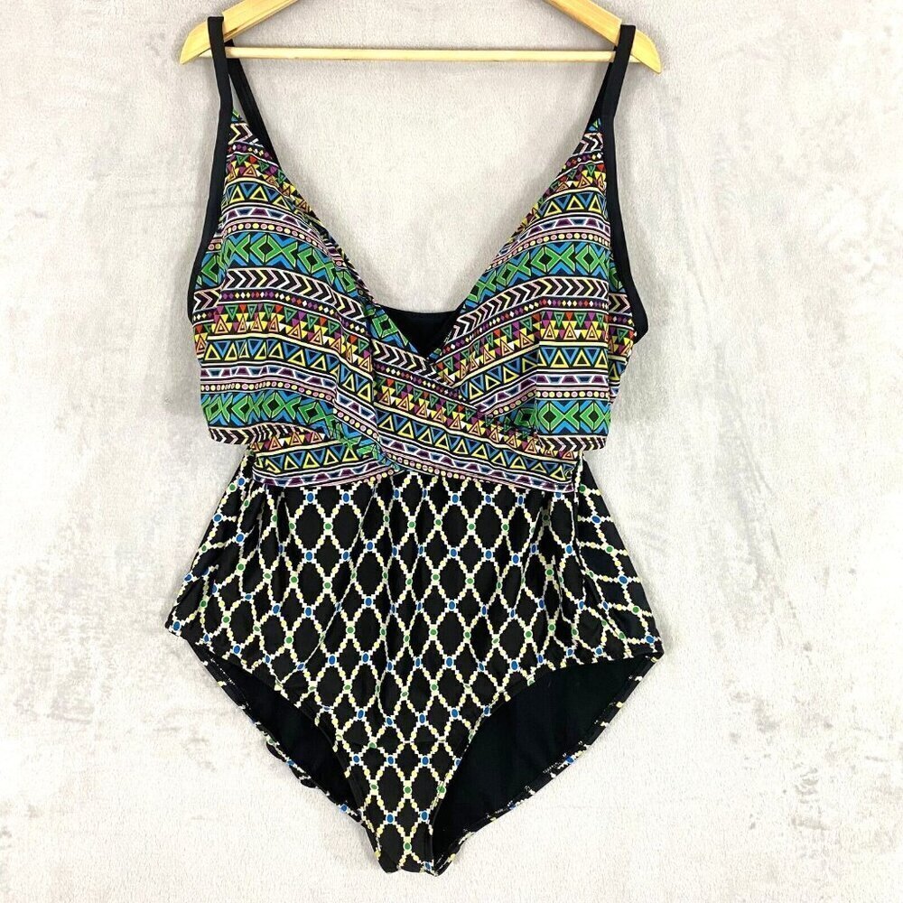 Clean Water One Piece Swimsuit Womens 24W Wirefree Black Geometric‎ Multicolor